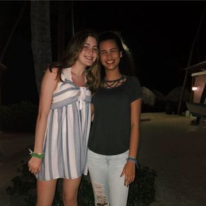 Meet your Posher, Leah